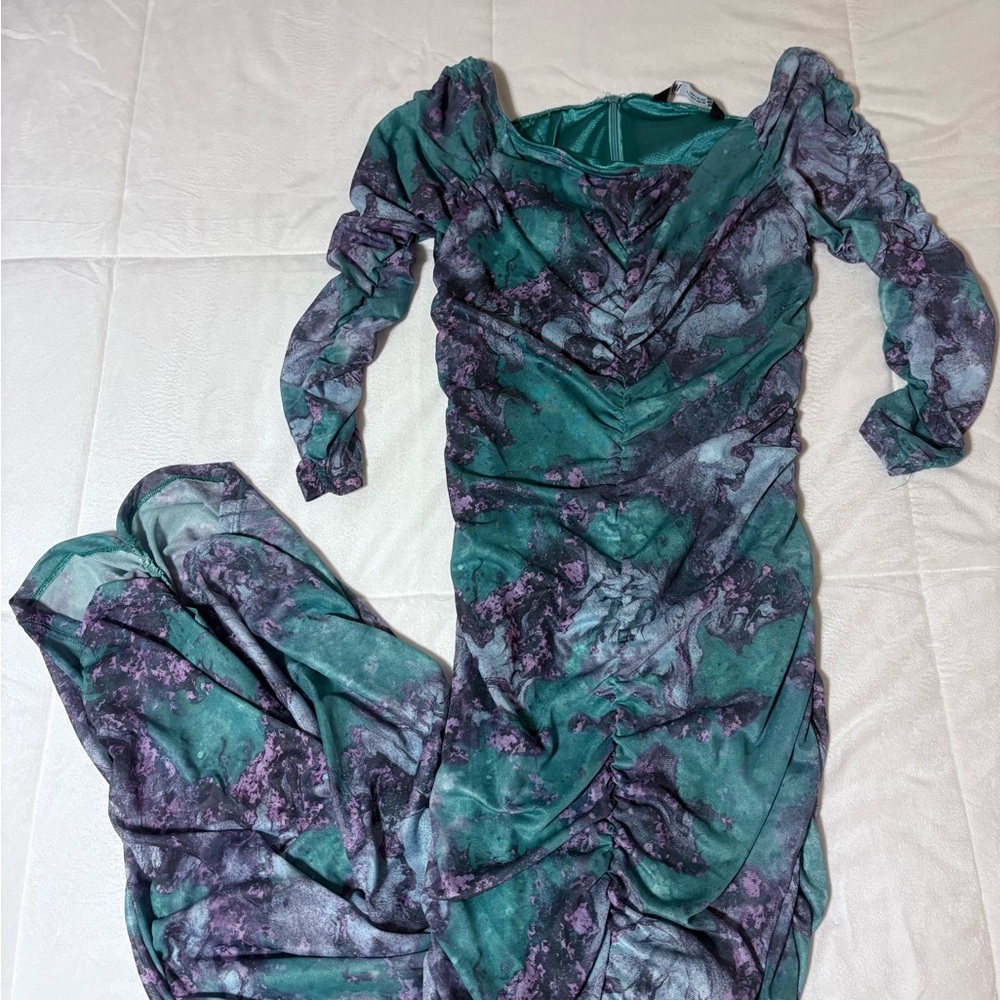 Zara Green and Purple Ruched Long Sleeve Gown